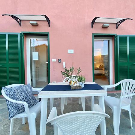 Alla Casa Rosa, Peaceful Apartment Surrounded By Greenery With Free Parking, Wifi & Air Conditioning Rapallo Zewnętrze zdjęcie